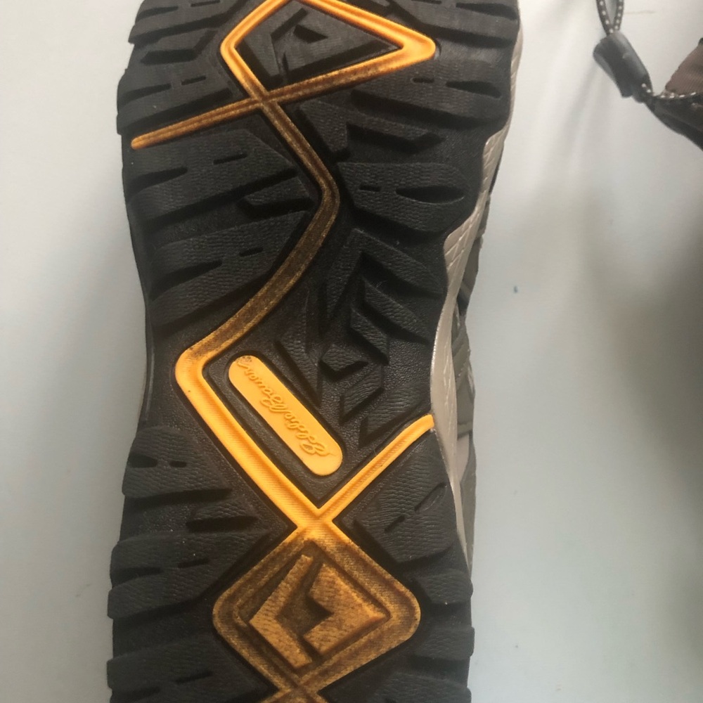 NWOT Eddie Bauer men’s Brown and Yellow Outdoor Sandals - Picture 6 of 12